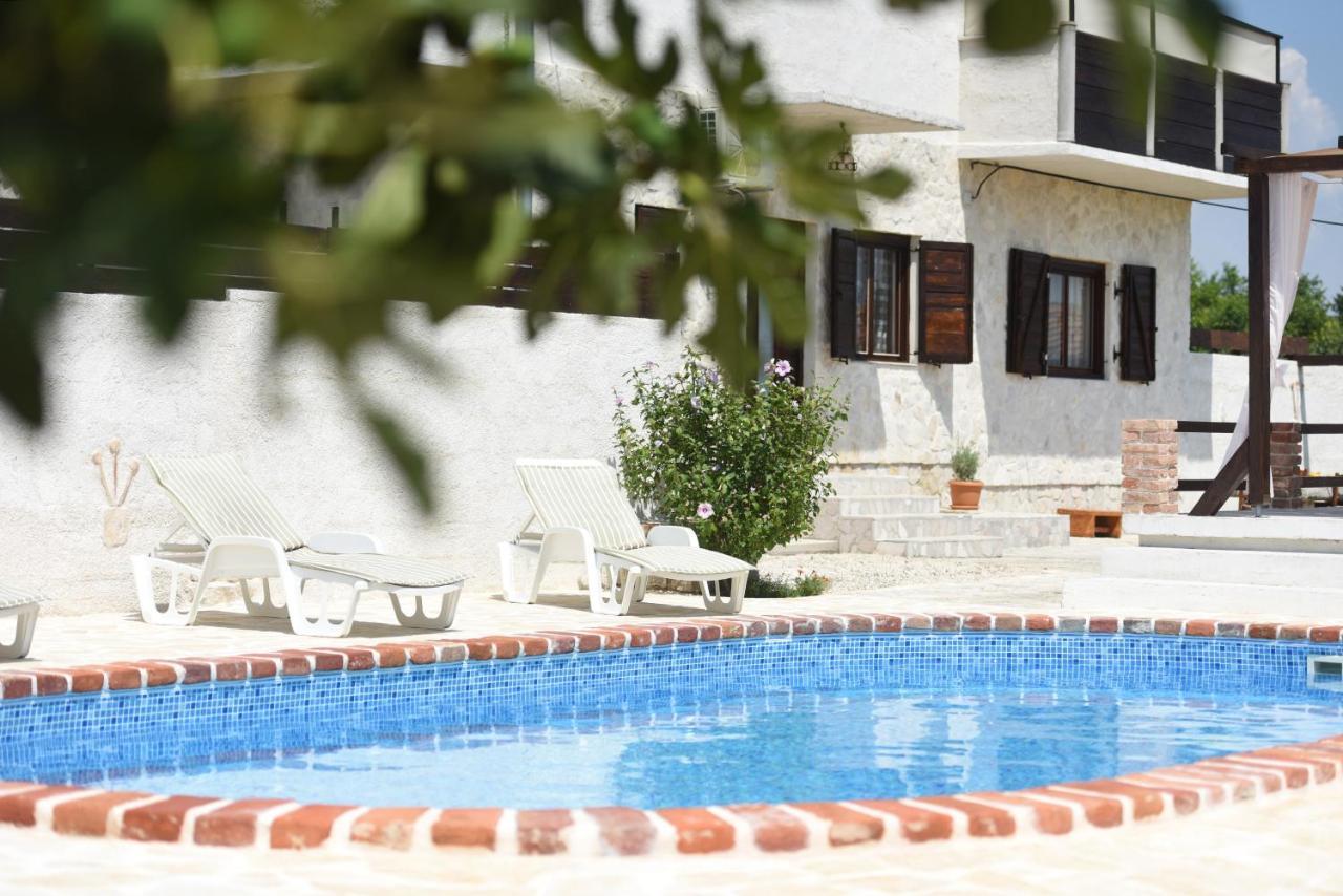 Donji Zemunik House & Apartment Palaca מראה חיצוני תמונה