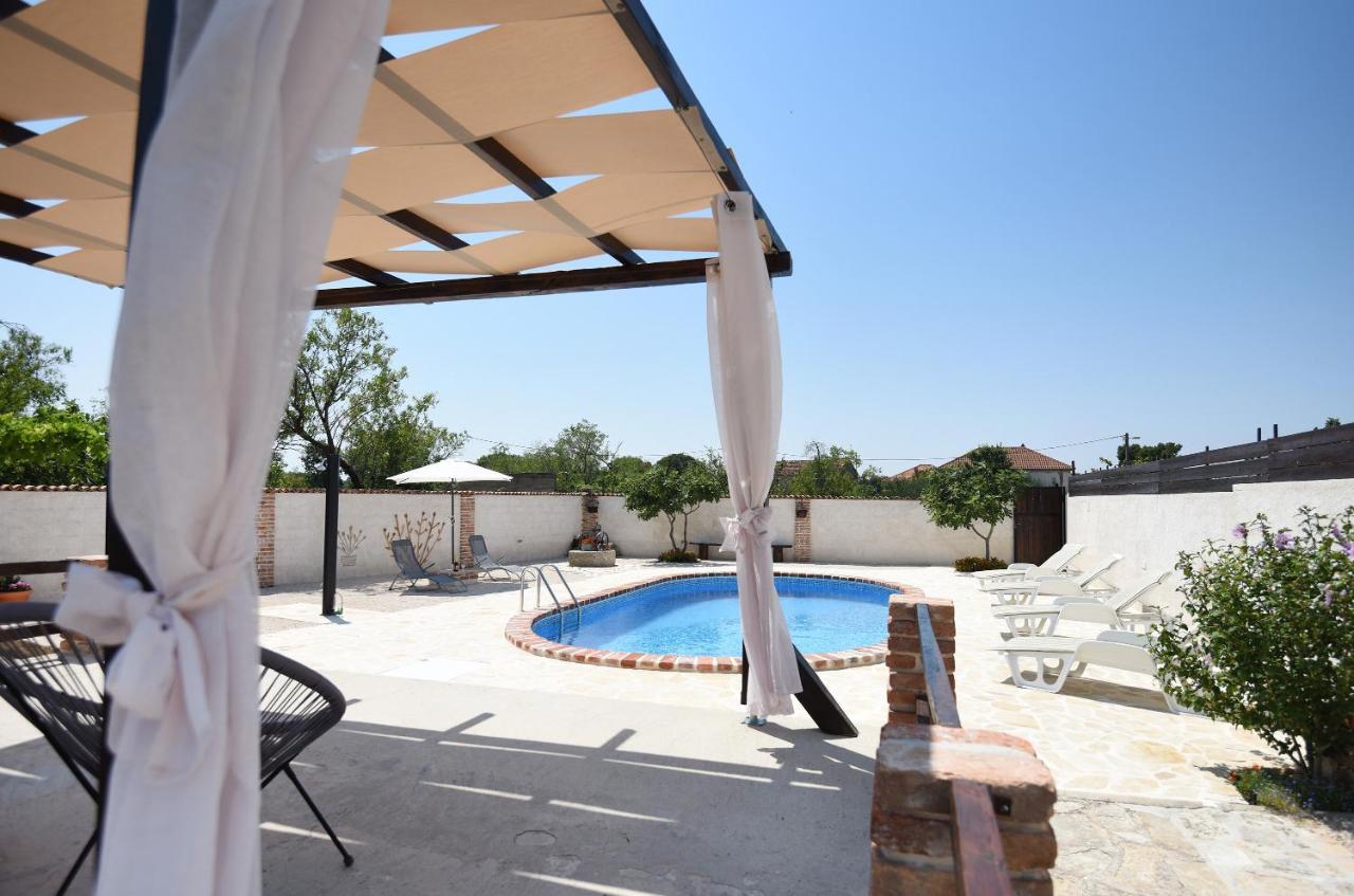 Donji Zemunik House & Apartment Palaca מראה חיצוני תמונה