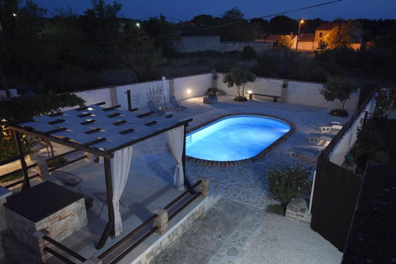 Donji Zemunik House & Apartment Palaca מראה חיצוני תמונה
