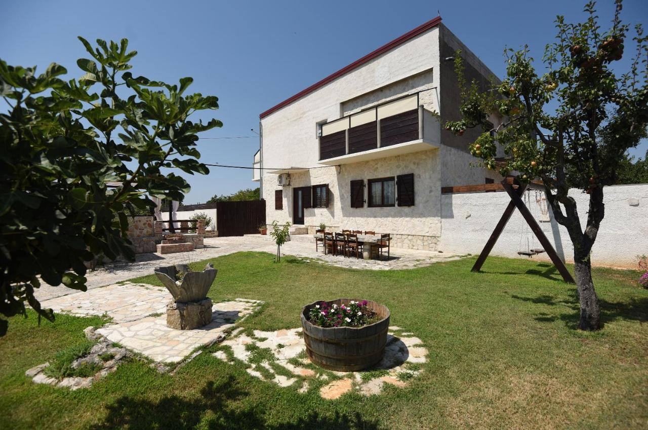 Donji Zemunik House & Apartment Palaca מראה חיצוני תמונה